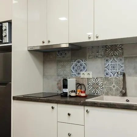 Charming Athinas House With Modern Touches In Kallithea Apartment