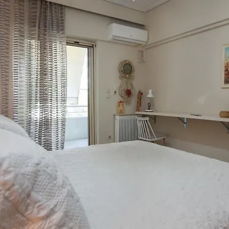 Apartment Charming Athinas House With Modern Touches In Kallithea