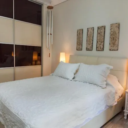 Charming Athinas House With Modern Touches In Kallithea Apartment *