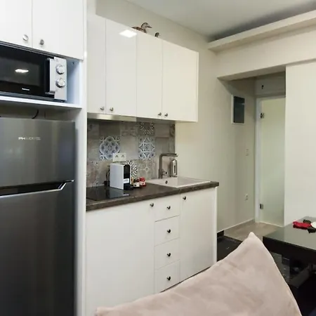 Apartment Charming Athinas House With Modern Touches In Kallithea *