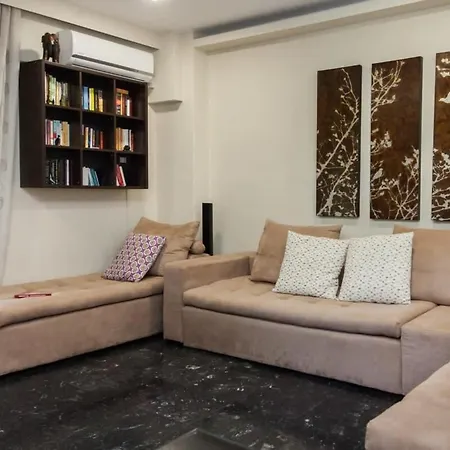 Charming Athinas House With Modern Touches In Kallithea Athens