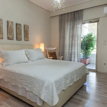Apartment Charming Athinas House With Modern Touches In Kallithea